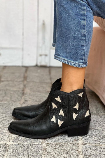 Colorblock Patchwork Pointed Toe Black Ankle Boots