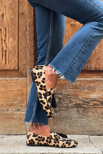 Leopard Print Tassel Decor Pointed Toe Beige Loafers