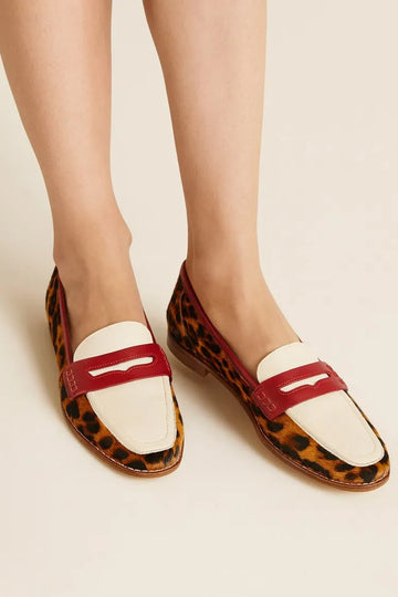 Leopard Print Leather Strap Pointed Toe Loafers