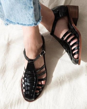 Retro Fisherman Caged T-Strap Ankle Buckle Flat Casual Sandals