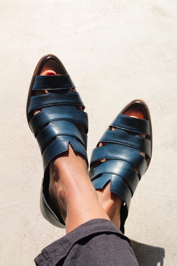 Hollow Out Solid Color Pointed Toe Casual Navy Sandals