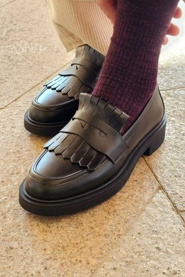 Cusal Black Round Toe Fringe Platform Chunky Loafers