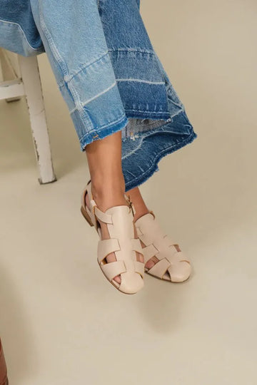 Retro Beige Leather Strappy Cut-Out Fisherman Sandals